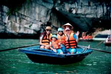 Hanoi - Halong - Trang An - Phong Nha - Hue - Hoi An - My Tho - Ho Chi Minh