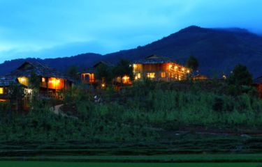 Mucangchai trekking tour 