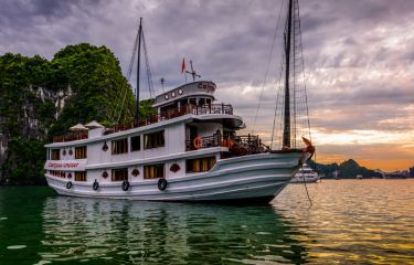 Spectacular Halong Bay