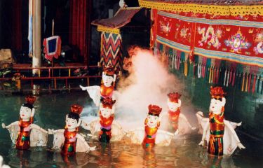 Enjoy Water Puppet Show