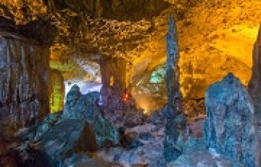 Sung Sot Cave