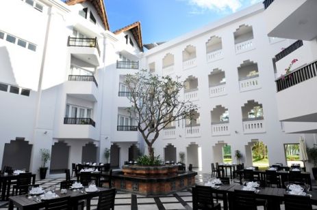 Hall Restaurant