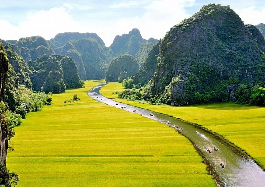 A Day Cycling In Hoa Lu And Tam Coc