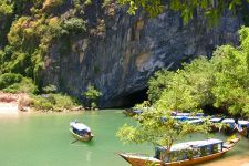 Hue - Phong Nha Cave