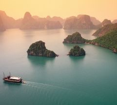 Hanoi - Halong - Hoi An - Ho Chi Minh - Con Dao Island
