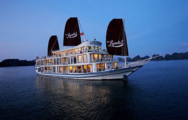 Halong Bay, La Pinta Cruise 2 days - 1 night, overnight on Cruise