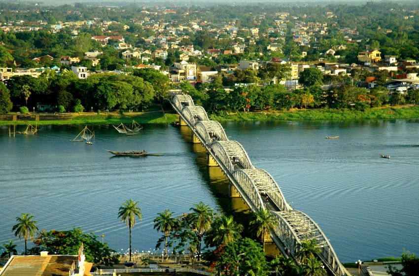 Hanoi - Halong - Sapa - Hue - HCM
